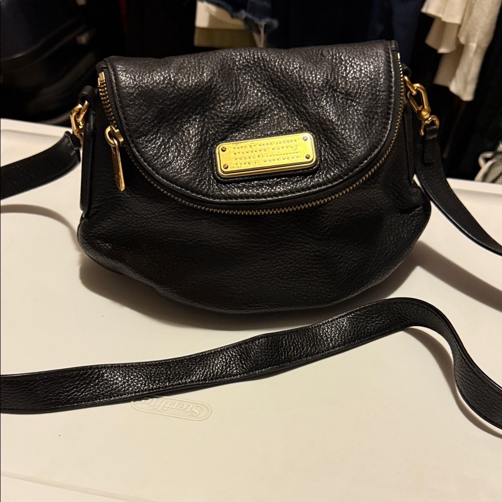 Marc Jacob’s Black Leather Crossbody Bag